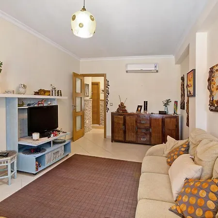 Apartment Apartamento Goncalves